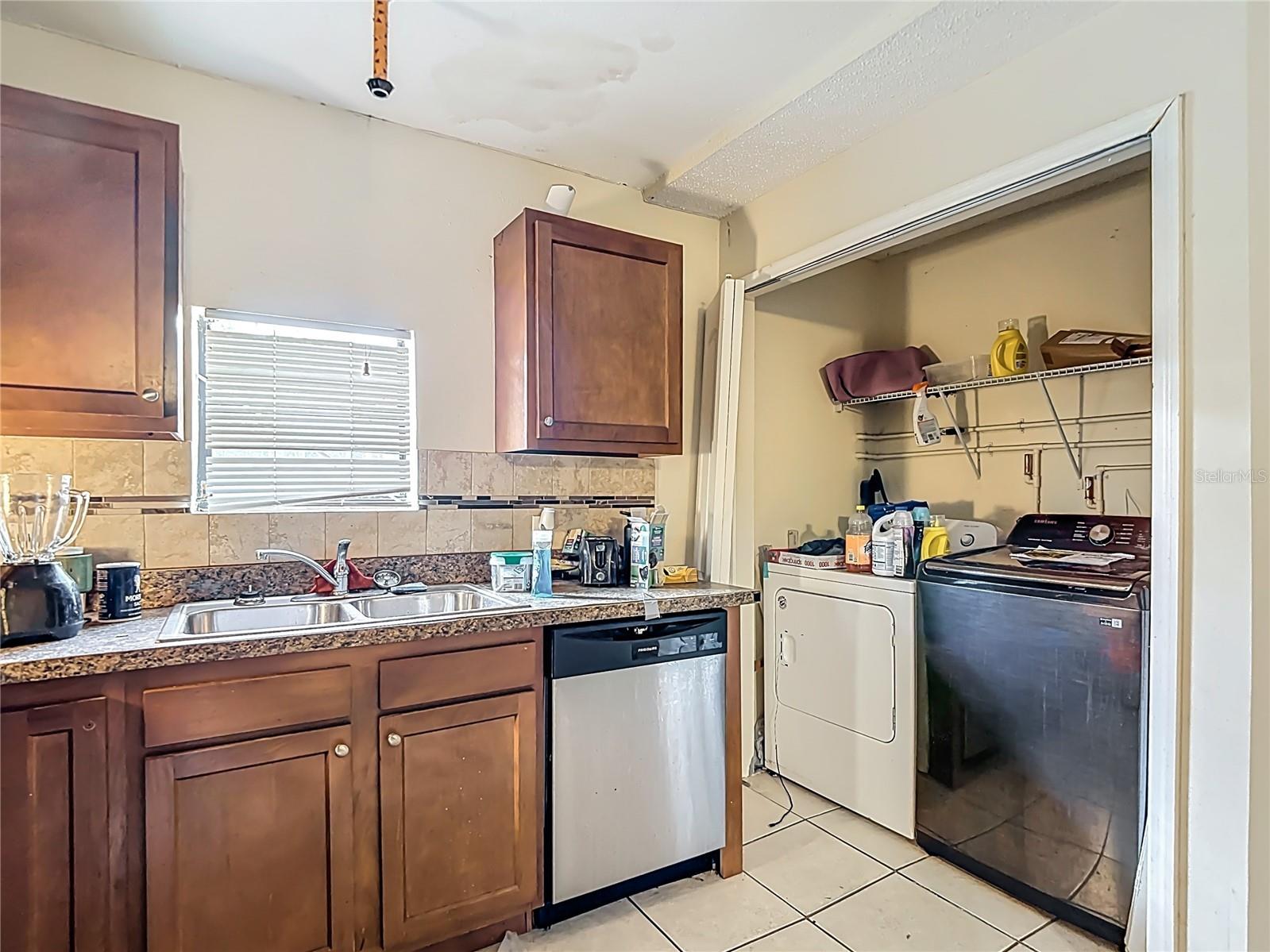 3804 N 52nd Street Tampa FL 33619 A4689695 image24