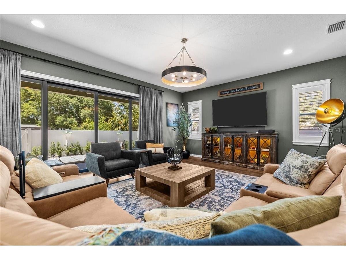 3804 N Darwin Avenue Tampa FL 33603 TB8499056 image14