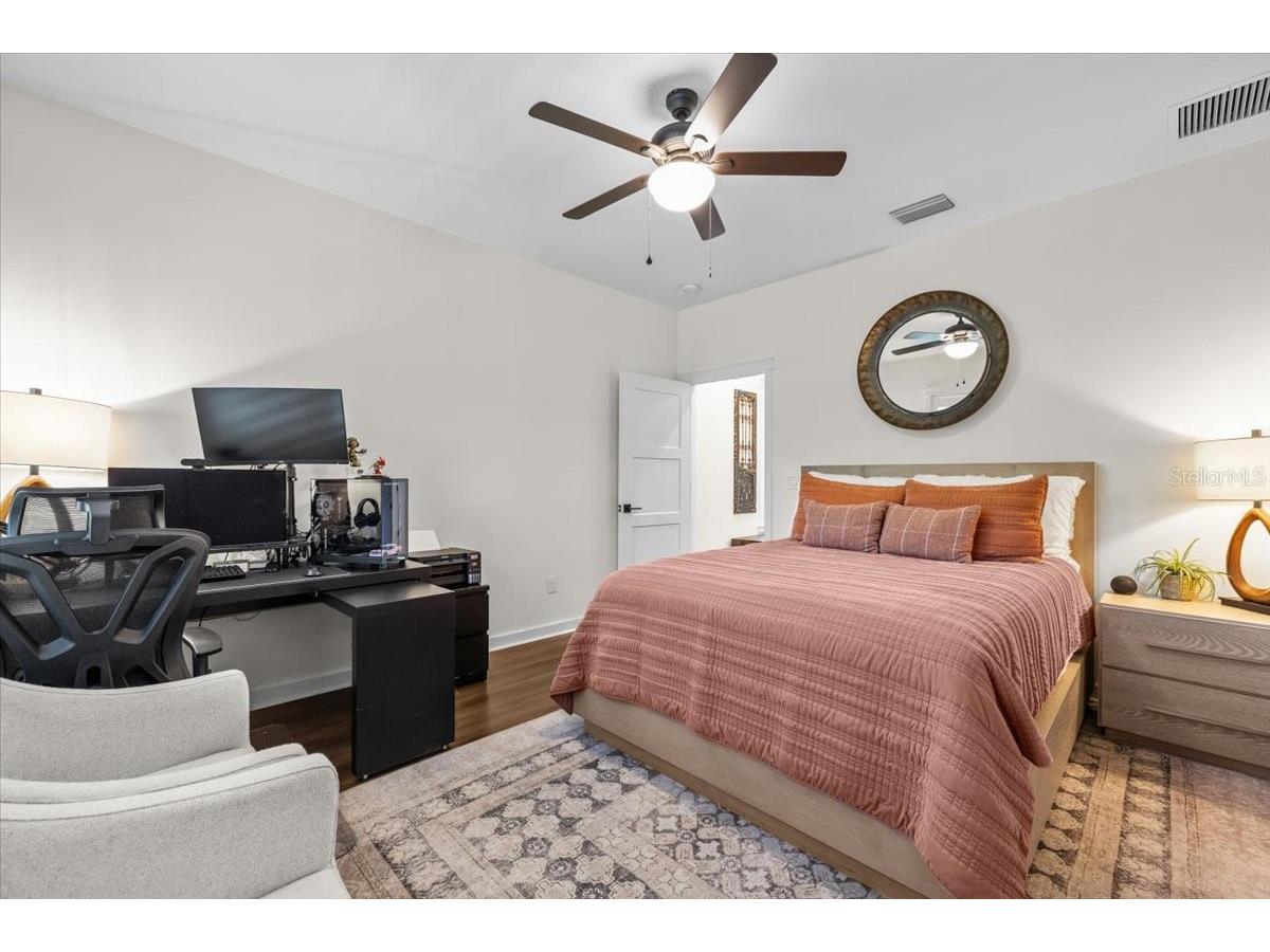 3804 N Darwin Avenue Tampa FL 33603 TB8499056 image31