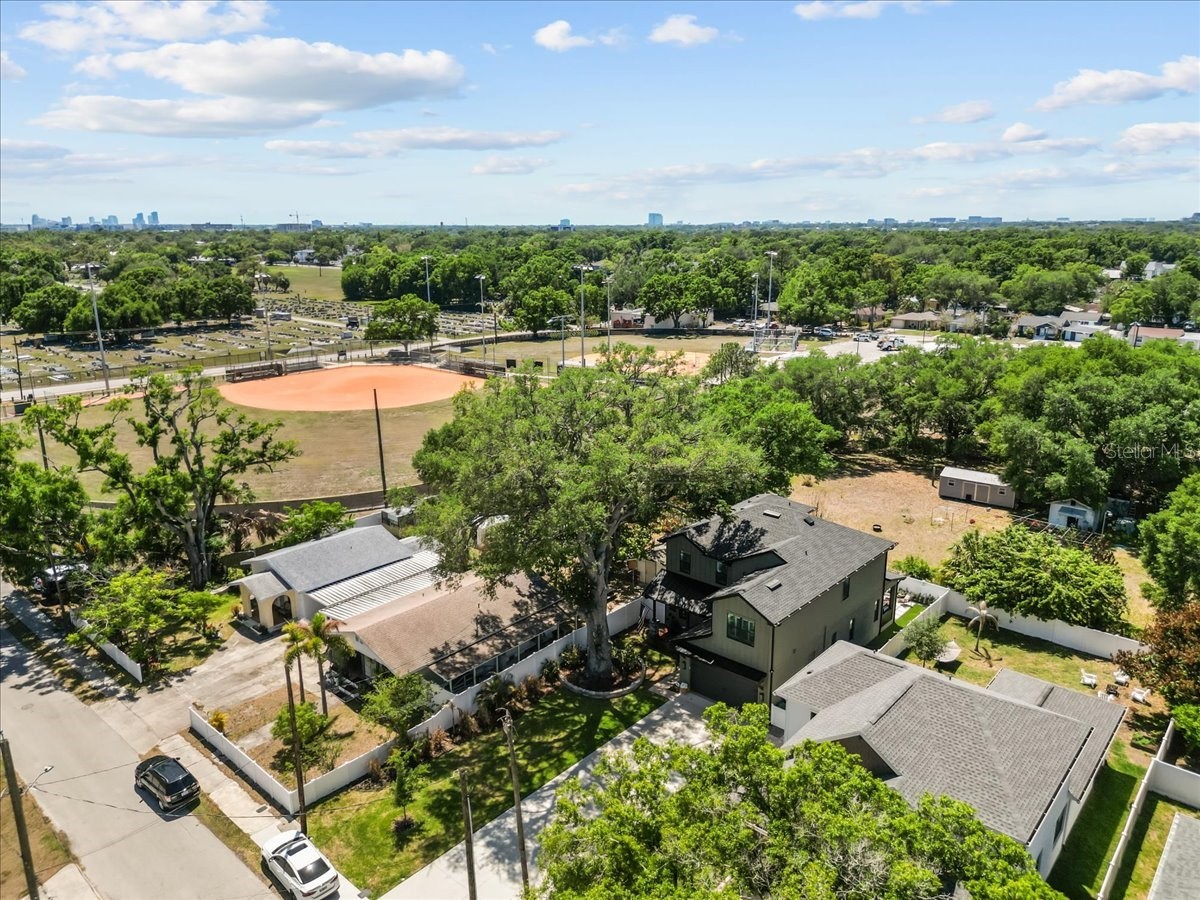 3804 N Darwin Avenue Tampa FL 33603 TB8499056 image43