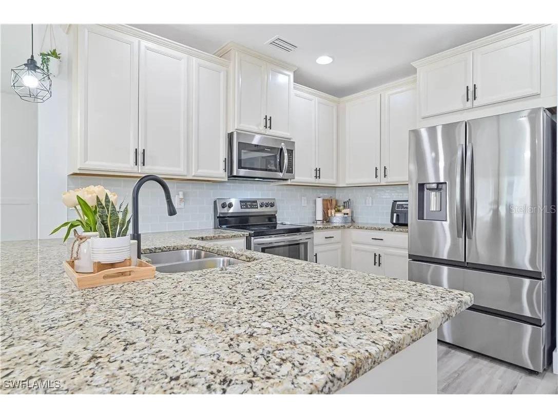 3804 Tilbor Circle Fort Myers FL 33916 O6382744 image17