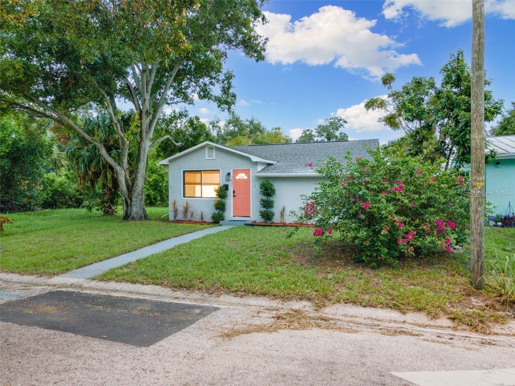 3805 14th Avenue S Saint Petersburg FL 33711 TB8311076 image1