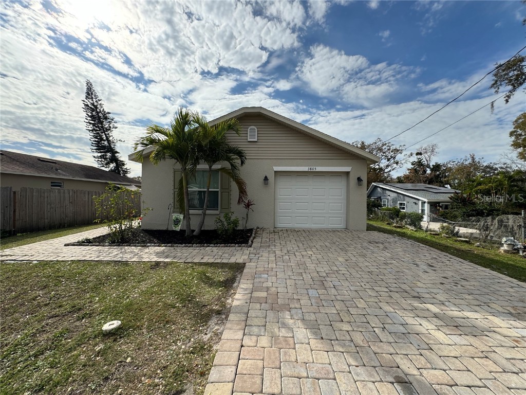 3805 Brazilnut Avenue Sarasota FL 34234 A4600227 image1
