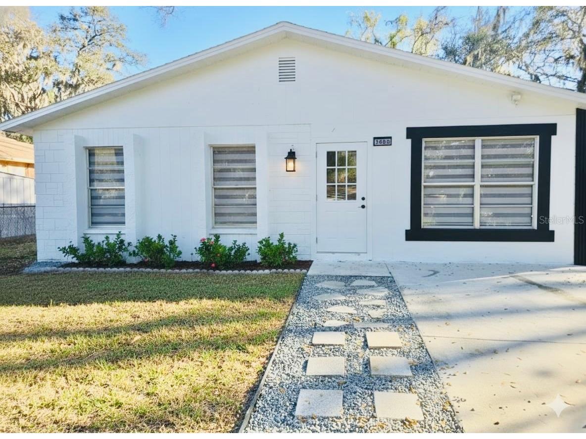 3805 E Crenshaw Street Tampa FL 33604 TB8473715 image1