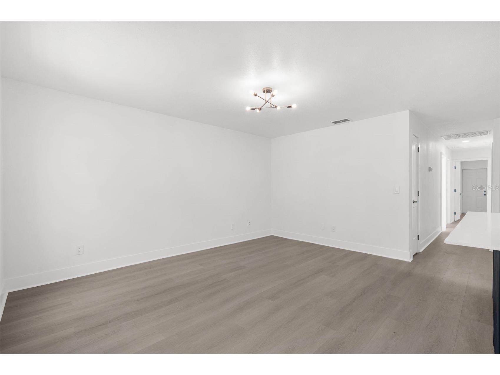 3805 E Crenshaw Street Tampa FL 33604 TB8473715 image9