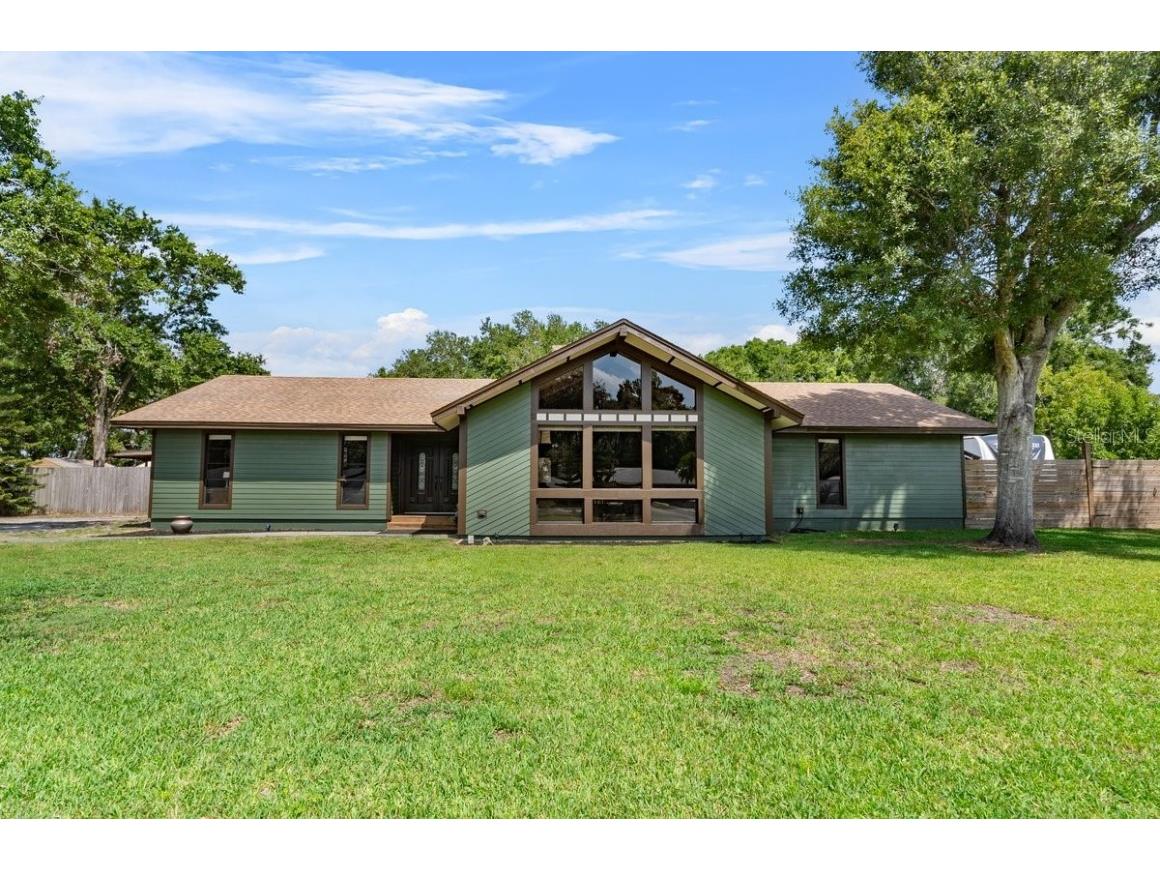 3805 Gaines Drive Winter Haven FL 33884 L4952454 image1