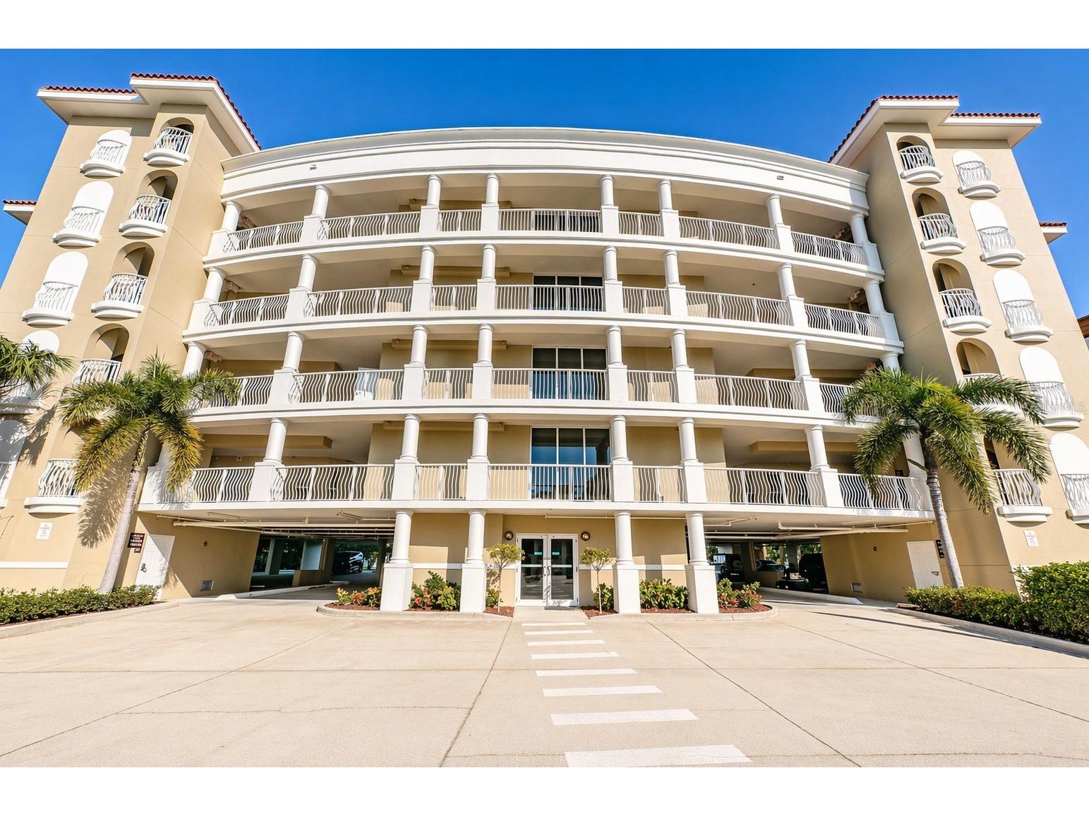 3805 Gulf Boulevard #205 Saint Pete Beach FL 33706 TB8489516 image1
