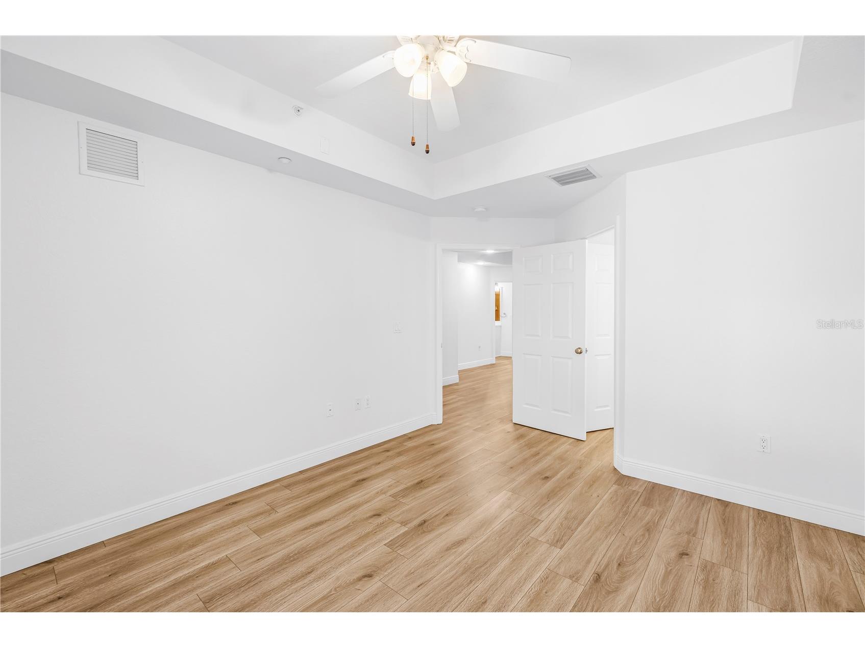 3805 Gulf Boulevard #205 Saint Pete Beach FL 33706 TB8489516 image31