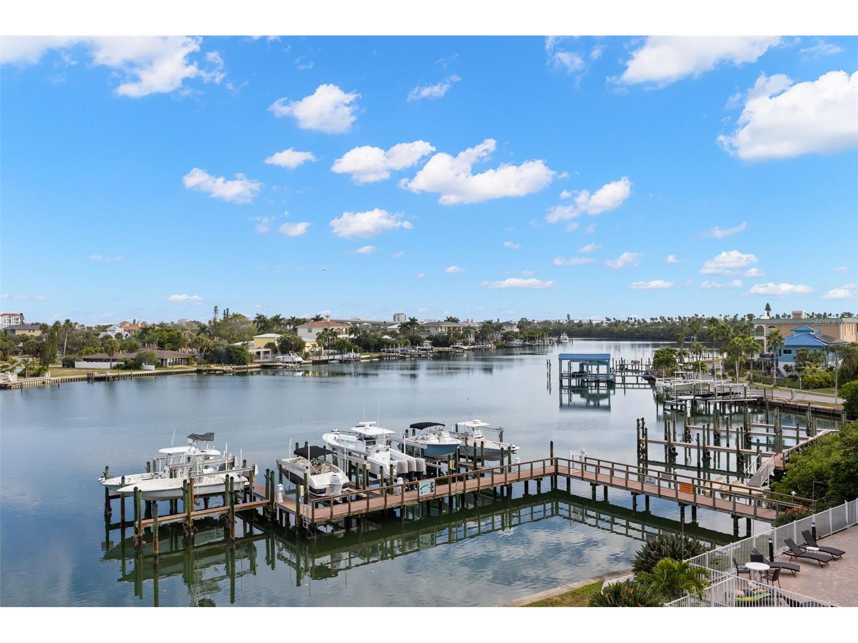 3805 Gulf Boulevard #401 Saint Pete Beach FL 33706 TB8403264 image1