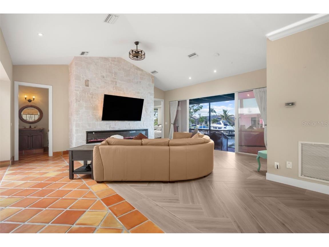 3805 Saba Court Punta Gorda FL 33950 - CHARLOTTE HARBOR D6143636 image6