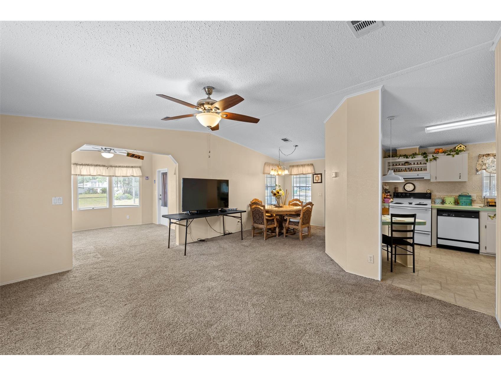 38052 Lawanda Loop Zephyrhills FL 33542 TB8503283 image16