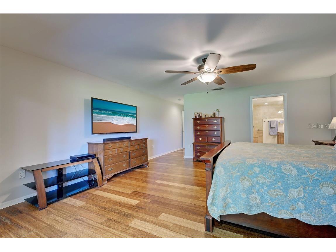 3806 Ballantrae Drive 24A, Sarasota, FL, 34238 MLS A4607848 Edina