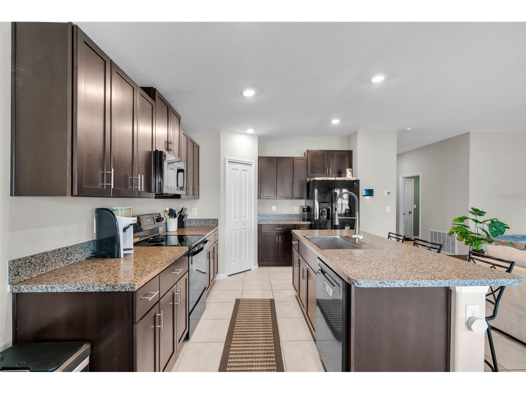 3806 Daisy Bloom Place Tampa FL 33619 TB8500404 image10