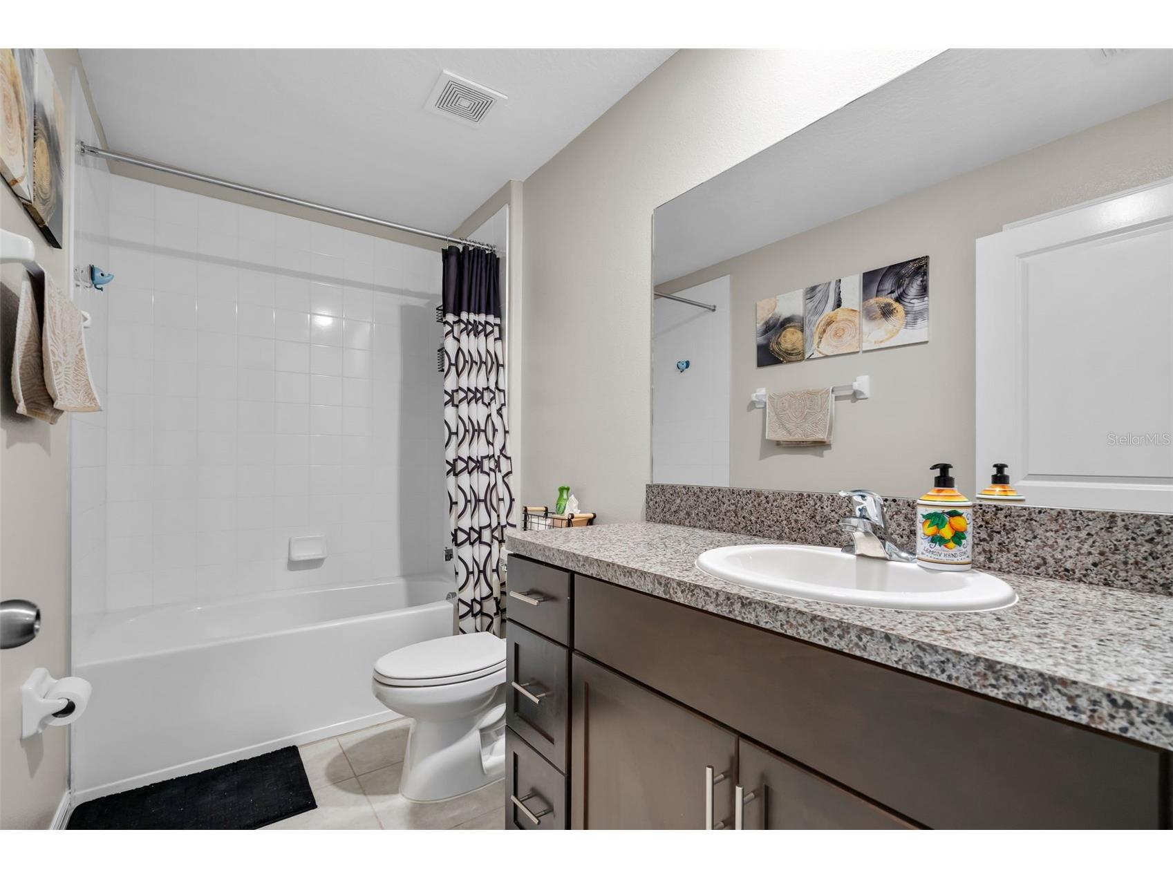 3806 Daisy Bloom Place Tampa FL 33619 TB8500404 image25