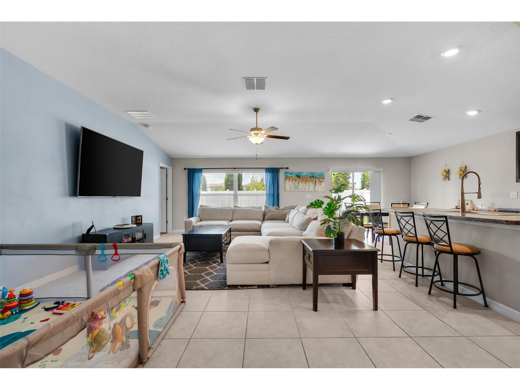 3806 Daisy Bloom Place Tampa FL 33619 TB8500404 image6
