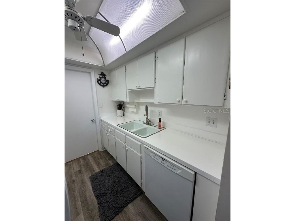 3806 Gulf Of Mexico Drive #C202 Longboat Key FL 34228 A4630493 image15