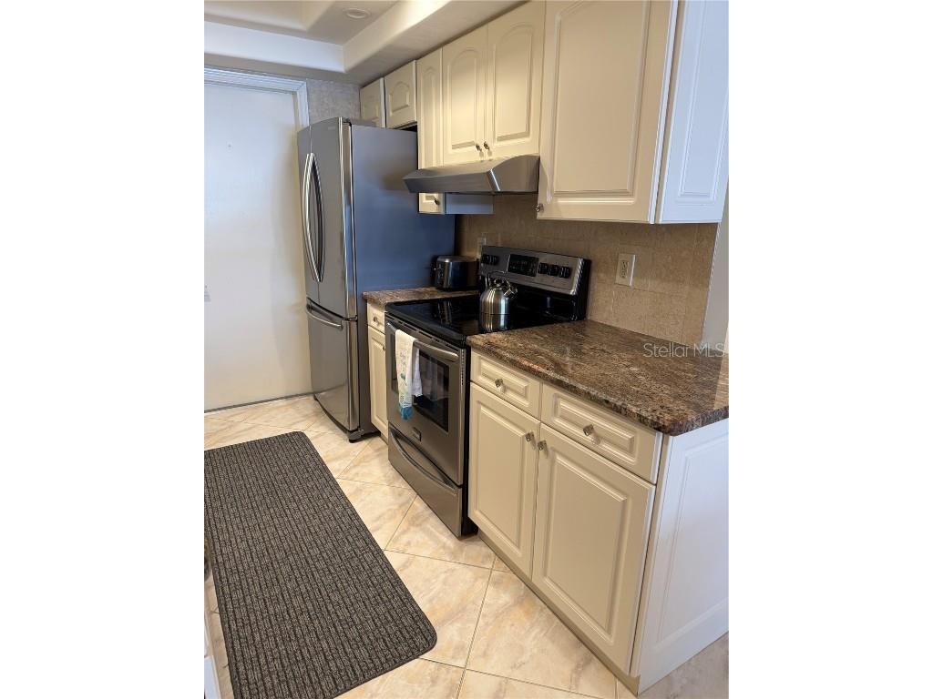 3806 Gulf Of Mexico Drive #C212 Longboat Key FL 34228 A4666147 image3