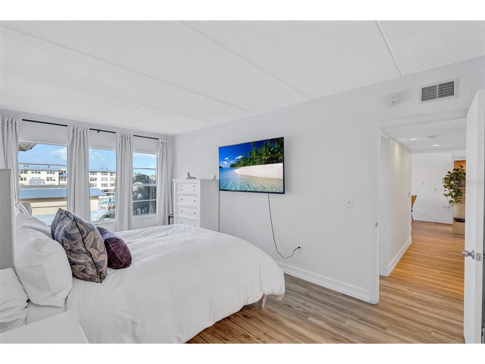 3806 Gulf Of Mexico Drive #C310 Longboat Key FL 34228 R4911020 image21