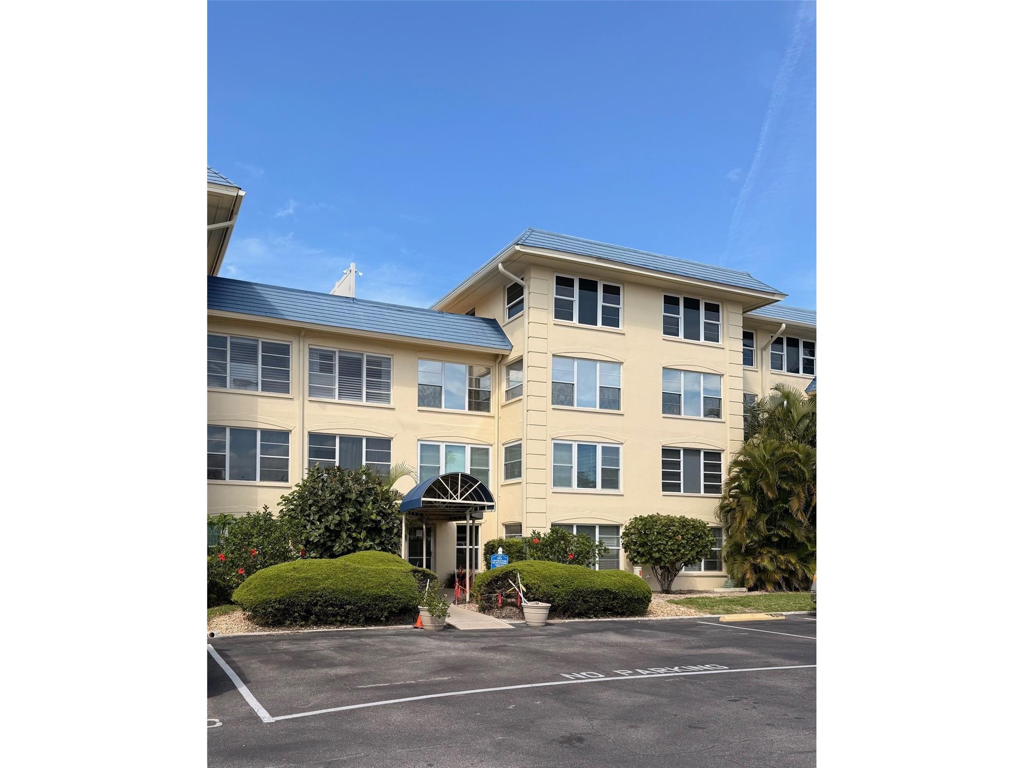 3806 Gulf Of Mexico Drive #C312 Longboat Key FL 34228 A4690206 image1