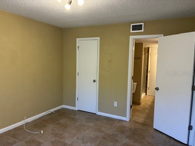 3806 N Oak Drive #V21 Tampa FL 33611 A4681043 image13