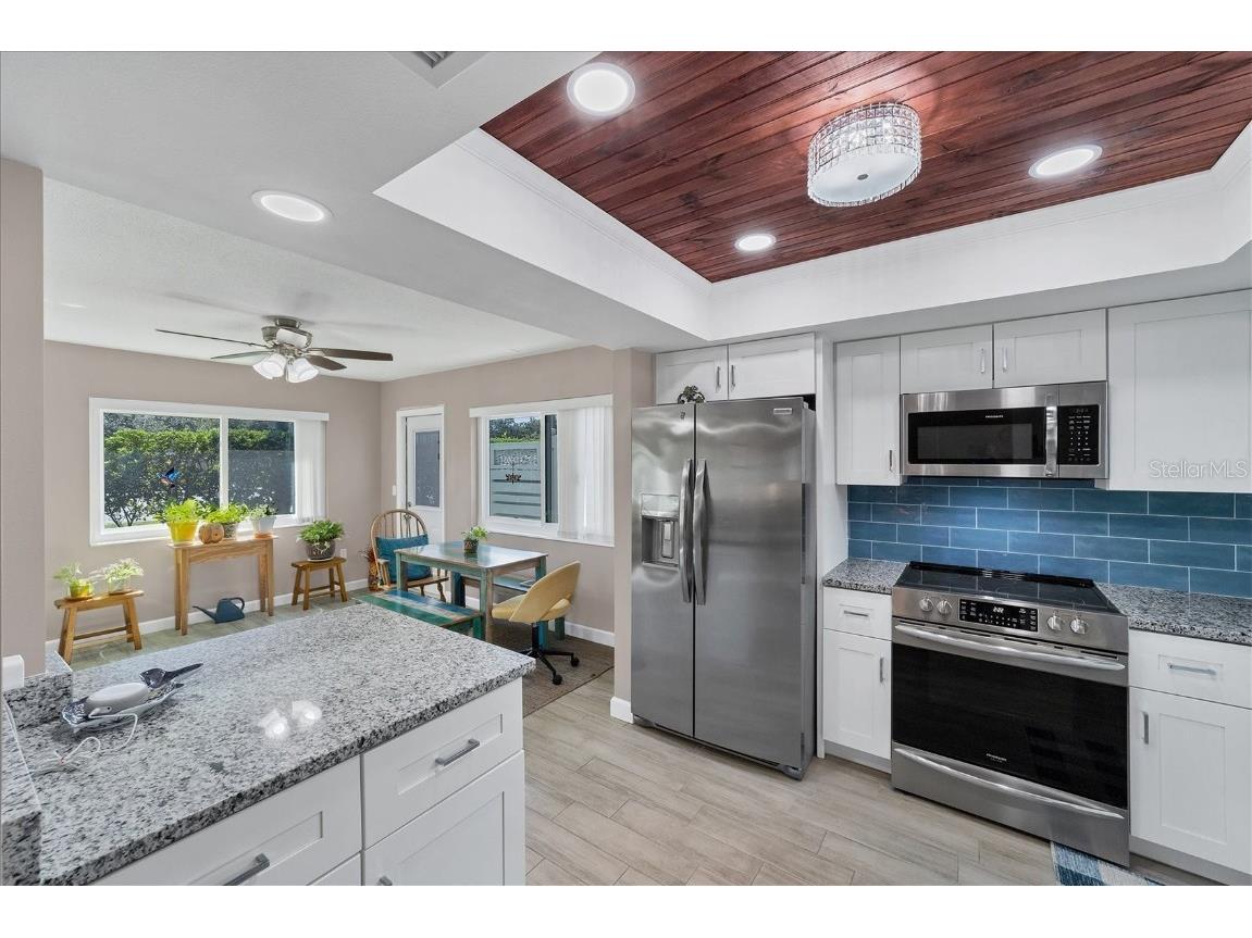 3806 Roxane Boulevard #161 Sarasota FL 34235 A4675238 image10