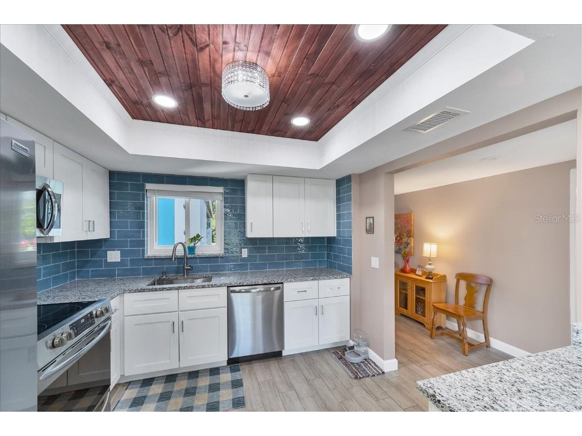 3806 Roxane Boulevard #161 Sarasota FL 34235 A4675238 image8