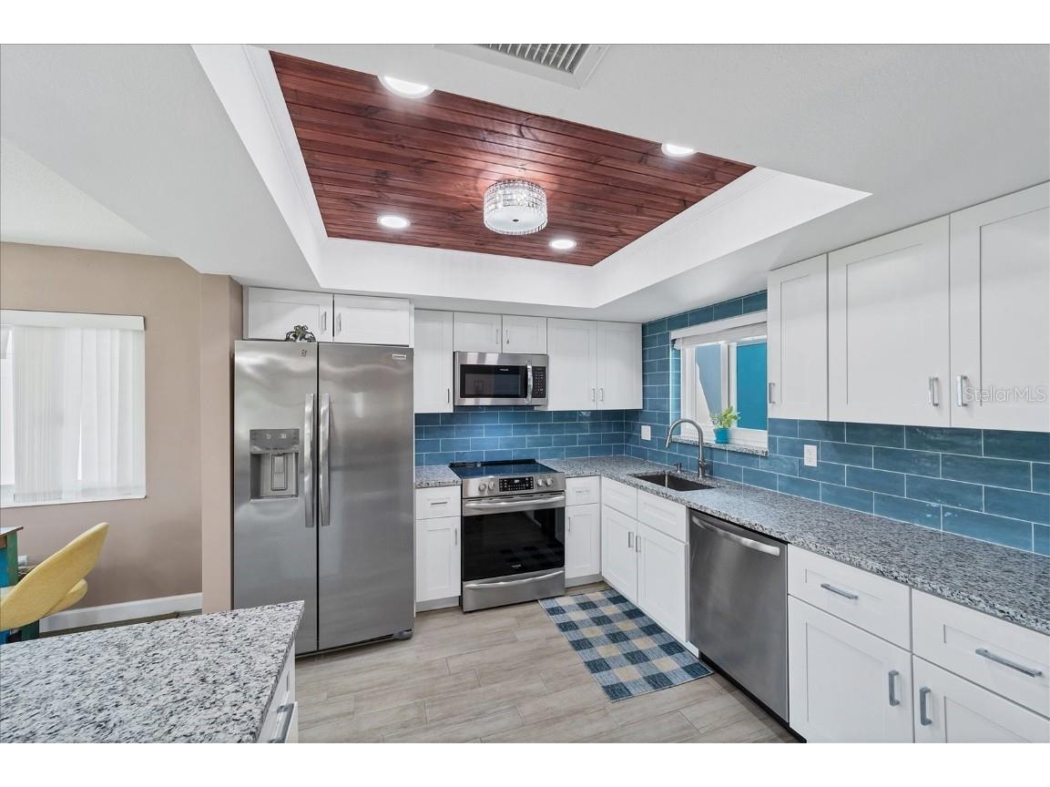 3806 Roxane Boulevard #161 Sarasota FL 34235 A4675238 image9