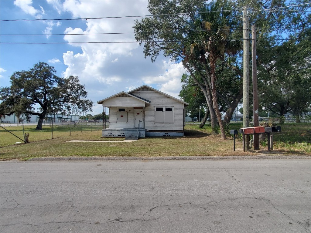 3806 Temple Street Tampa FL 33619 T3389851 image1