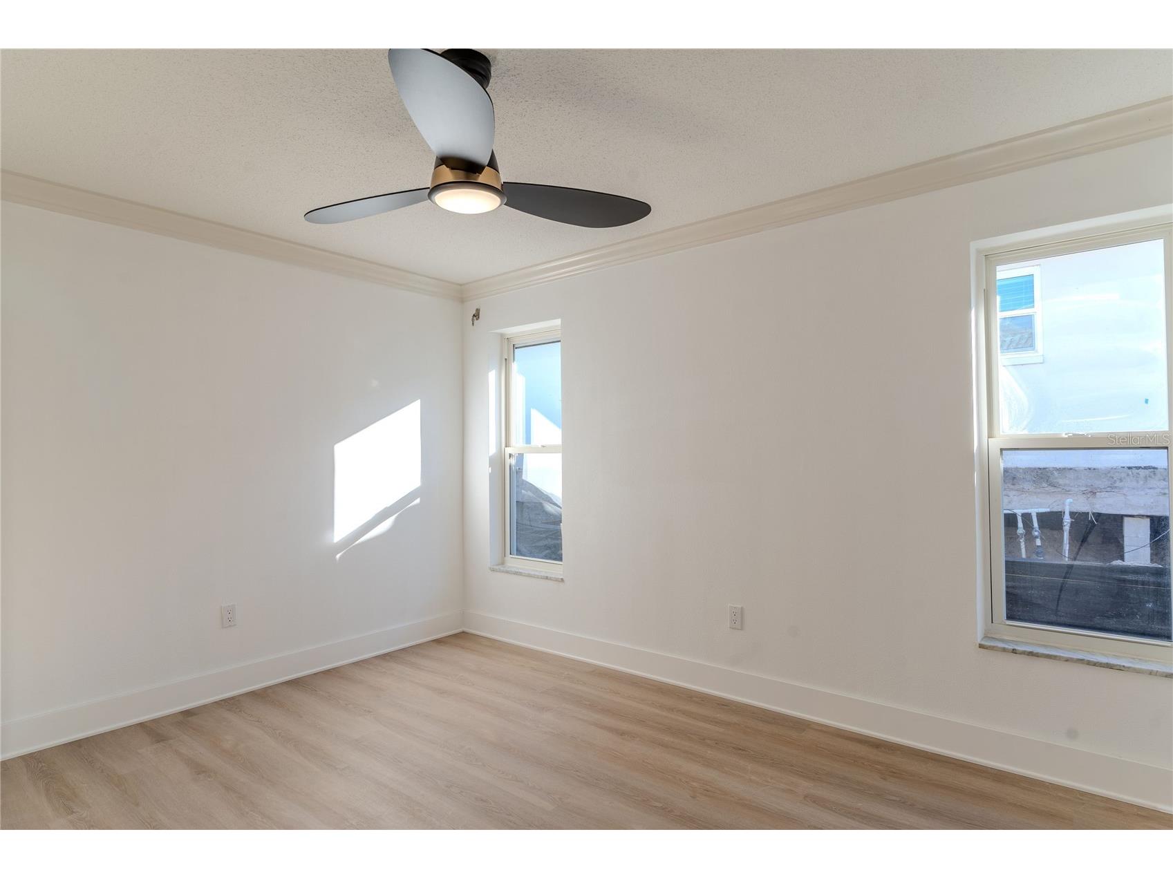 3807 48th Avenue S Saint Petersburg FL 33711 TB8465590 image30