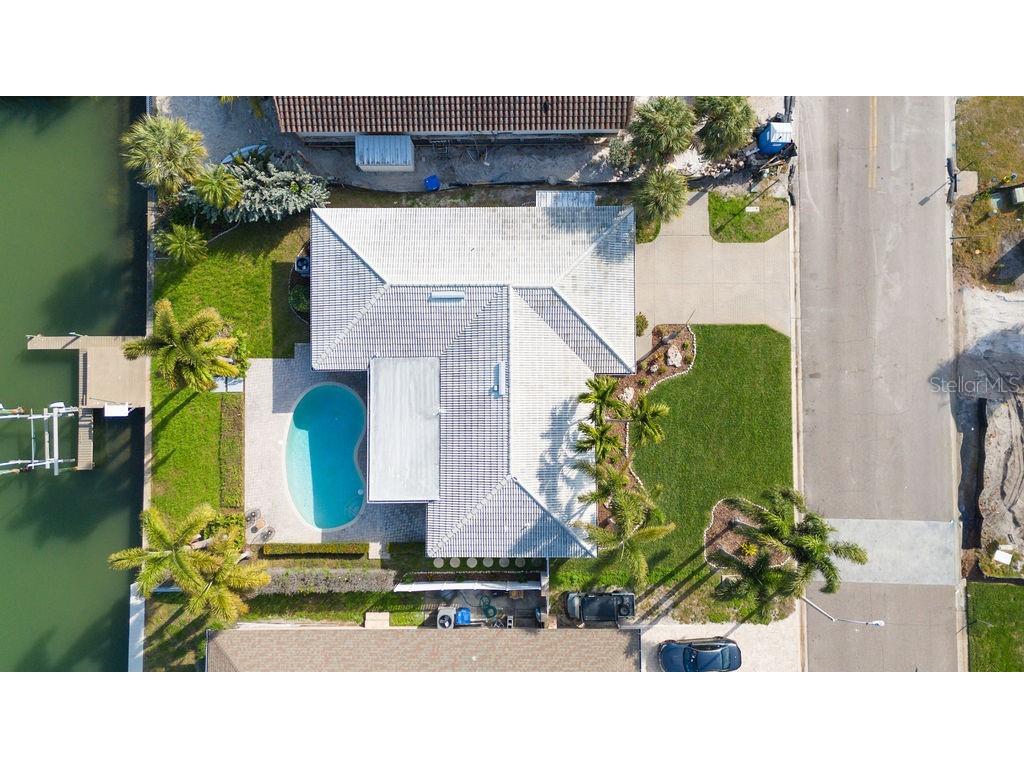 3807 48th Avenue S Saint Petersburg FL 33711 TB8465590 image47