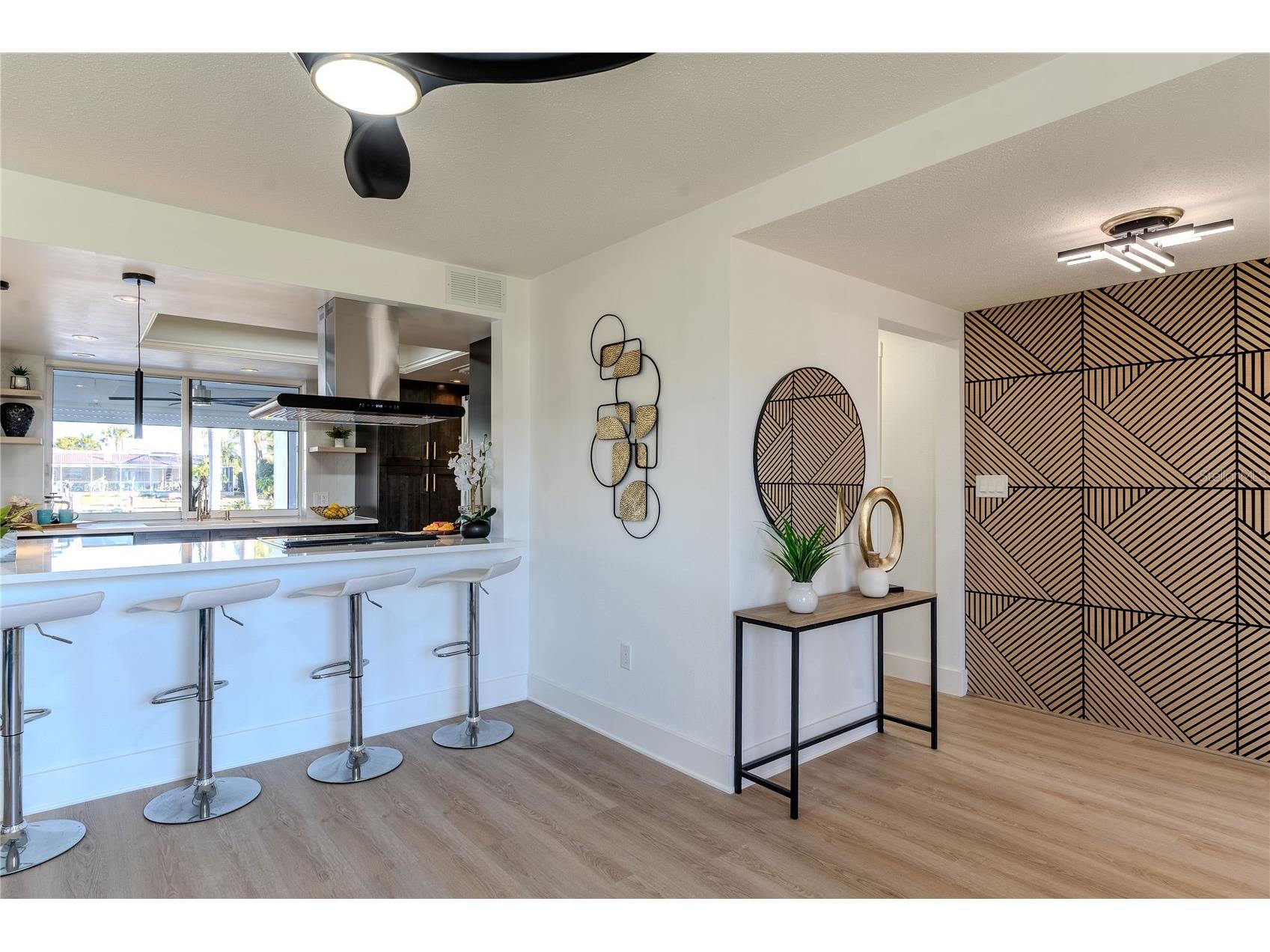 3807 48th Avenue S Saint Petersburg FL 33711 TB8465590 image7