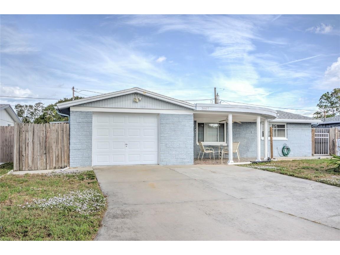 3807 Cedarwood Drive Holiday FL 34691 U8221834 image1