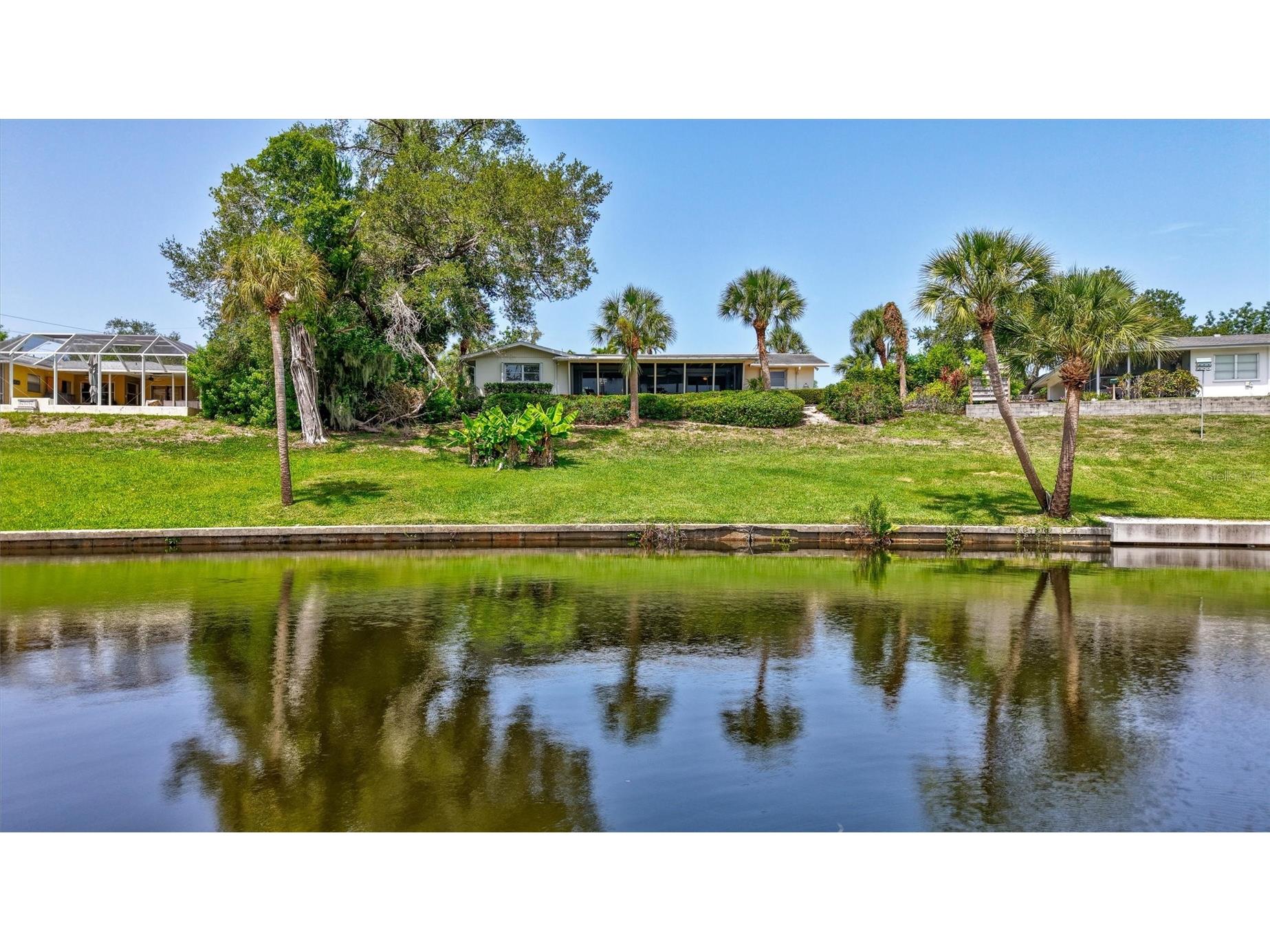 3807 Jaffa Drive Sarasota FL 34239 - PHILLIPPI CREEK A4698939 image4