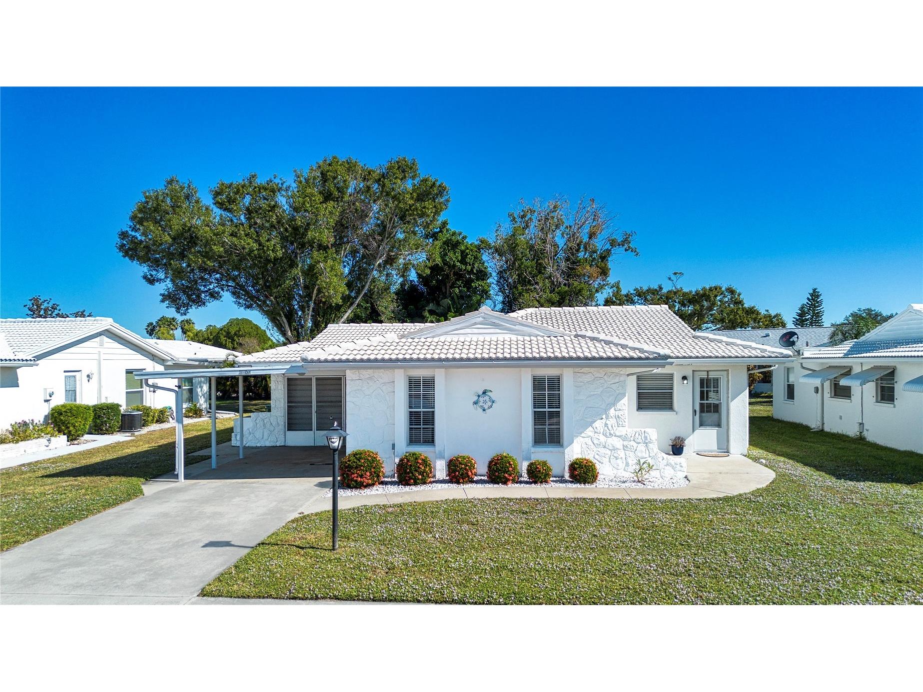 3807 Joyce Drive Bradenton FL 34208 A4681712 image6