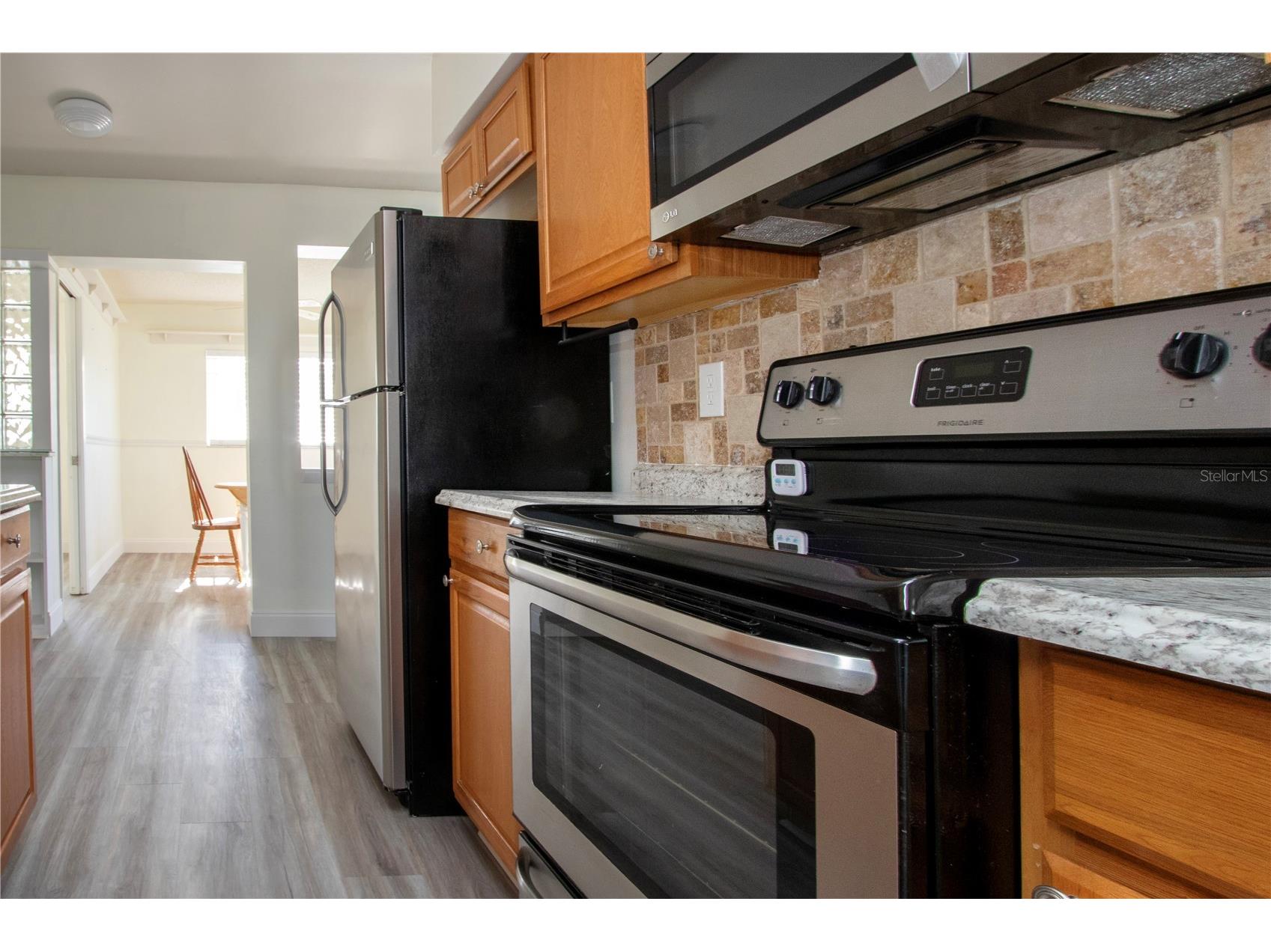 3807 Joyce Drive Bradenton FL 34208 A4681712 image9