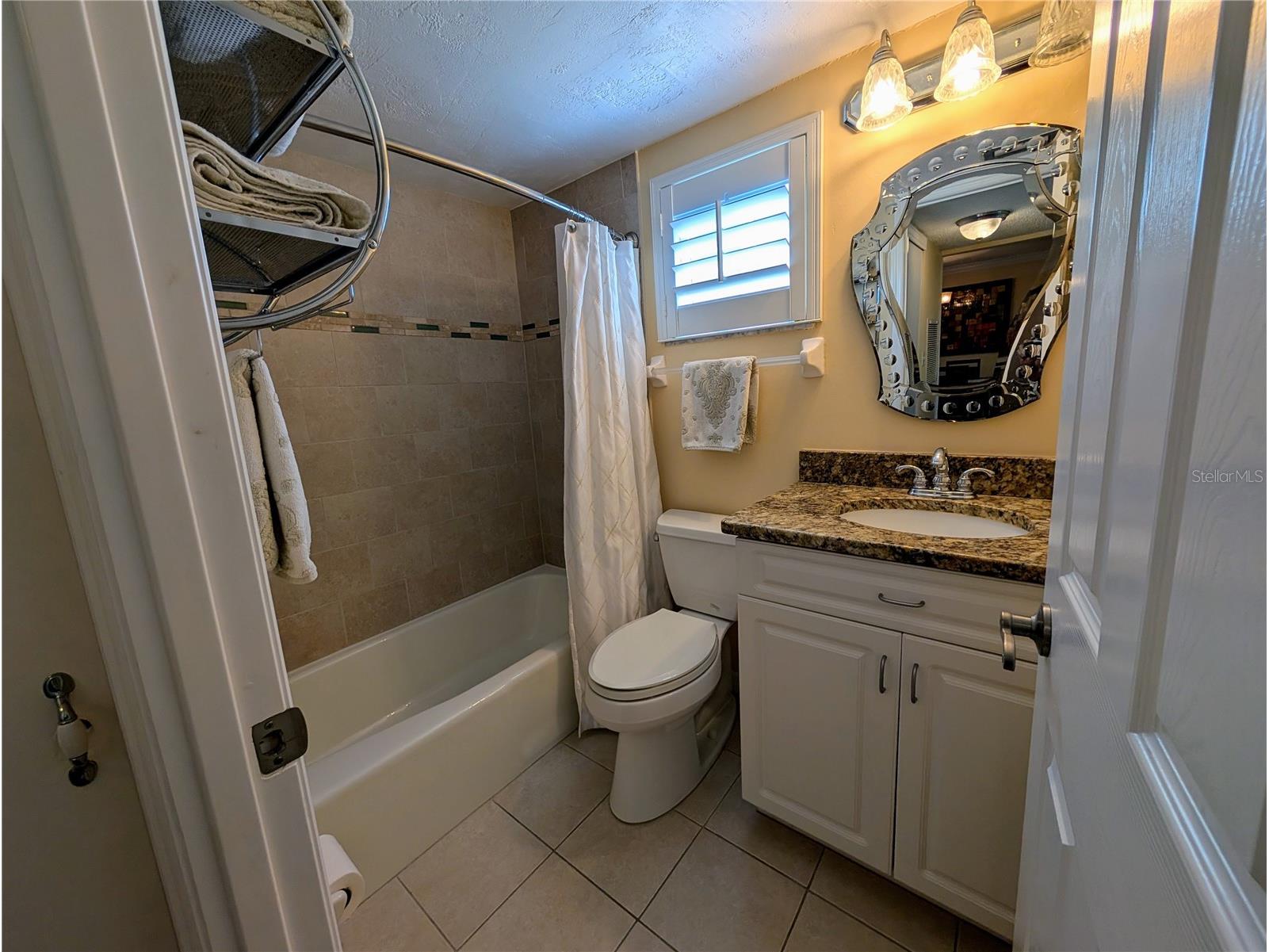 3807 Lake Bayshore Drive #H-416 Bradenton FL 34205 A4685814 image29