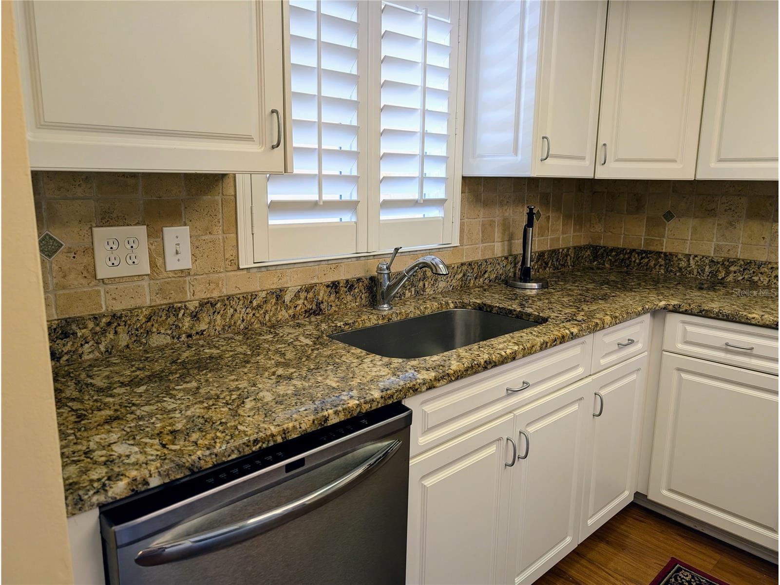 3807 Lake Bayshore Drive #H-416 Bradenton FL 34205 A4685814 image5