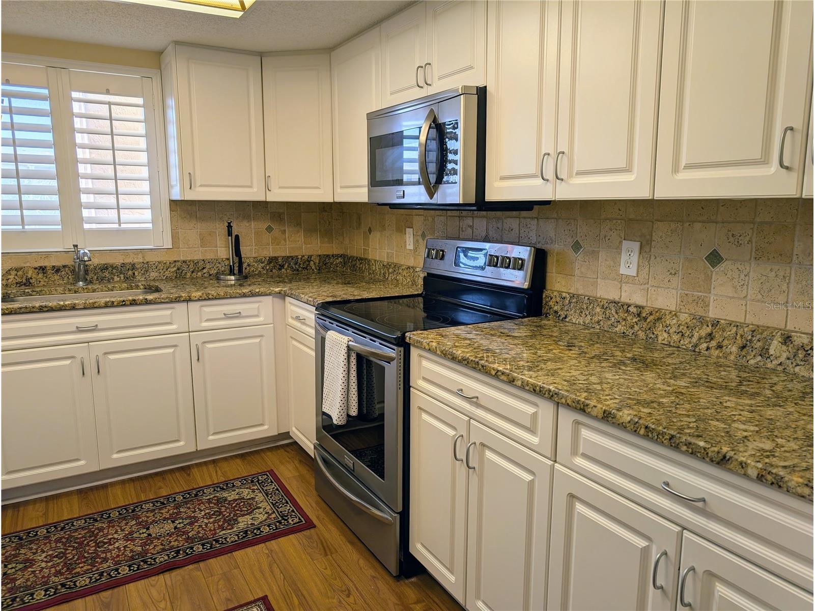3807 Lake Bayshore Drive #H-416 Bradenton FL 34205 A4685814 image7