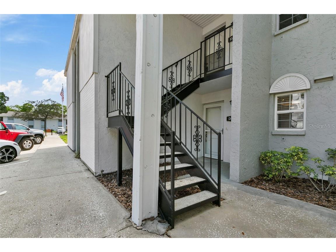 3807 N Oak Drive #D21 Tampa FL 33611 U8235776 image1