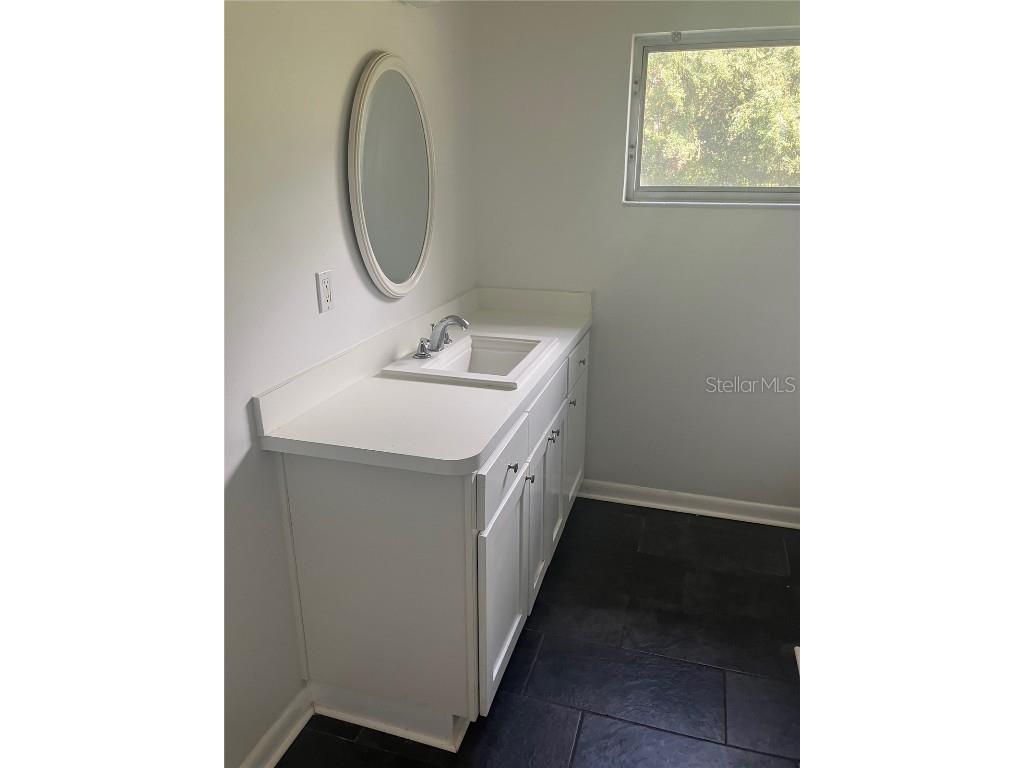 3808 Broad Street Seffner FL 33584 TB8448584 image9