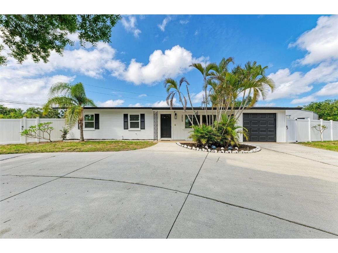 3808 Cape Vista Drive Bradenton FL 34209 A4653545 image1