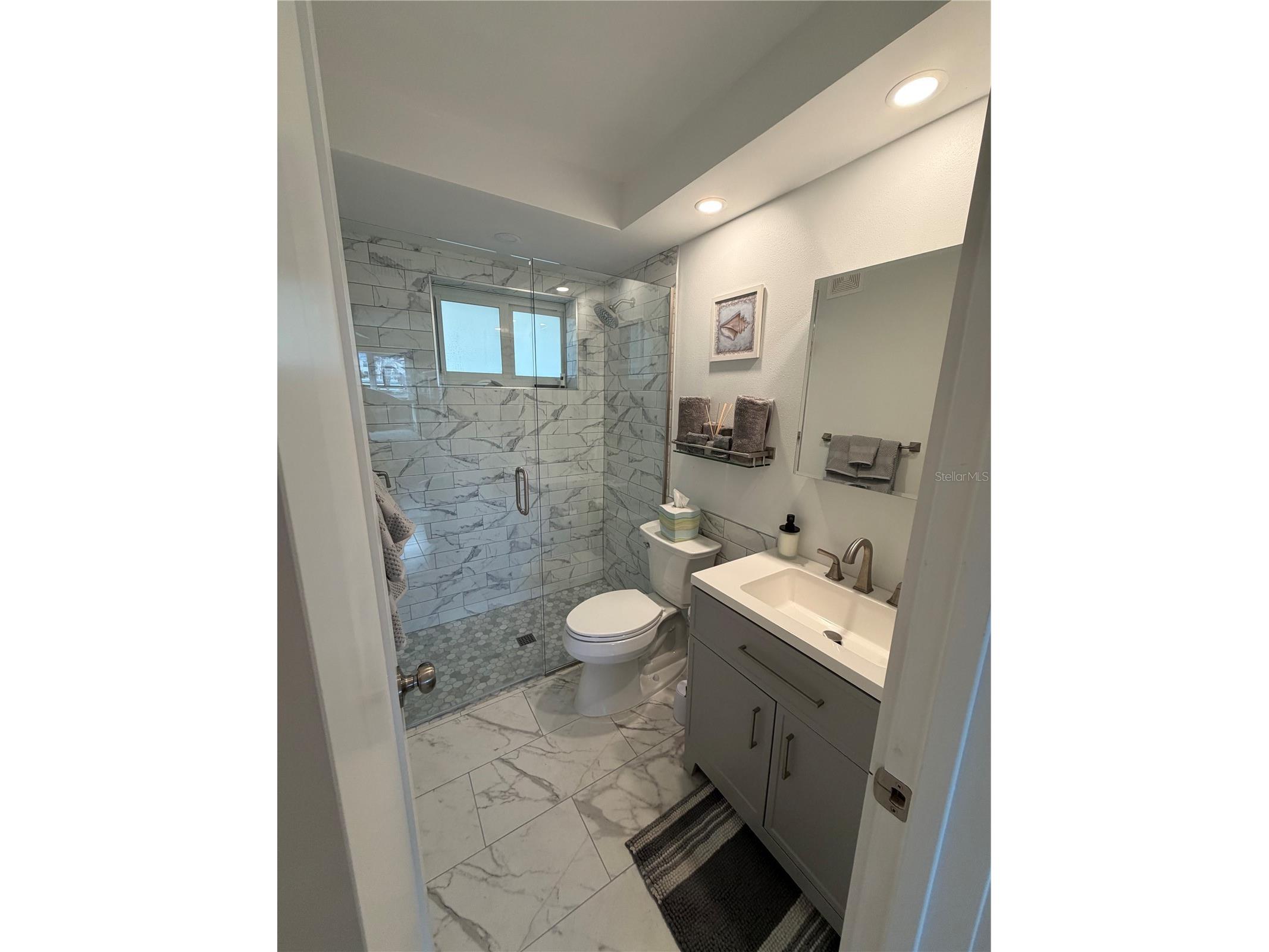 3808 Gulf Of Mexico Drive #E105 Longboat Key FL 34228 A4684810 image19