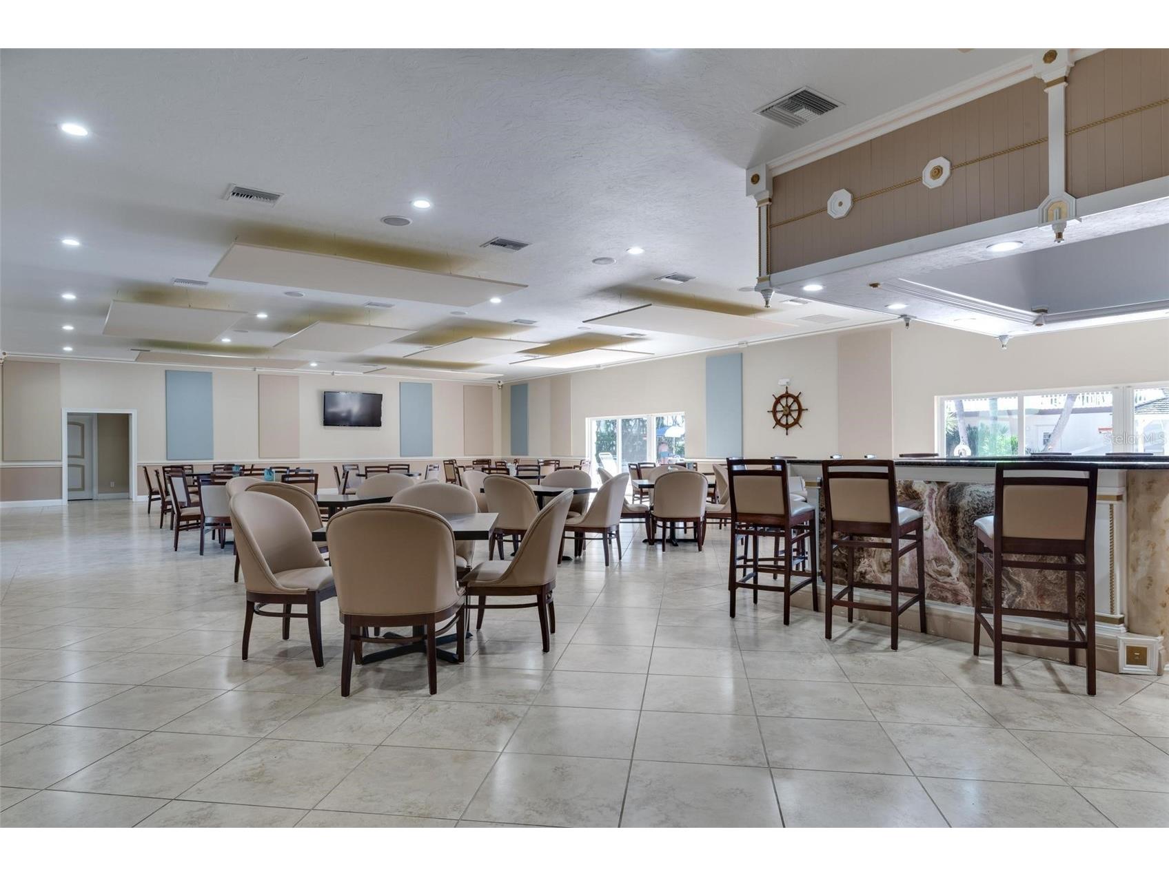 3808 Gulf Of Mexico Drive #E205 Longboat Key FL 34228 A4676427 image18