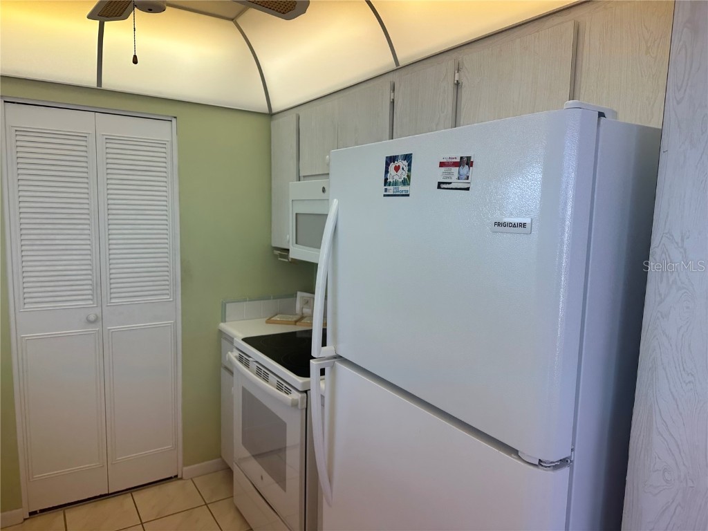 3808 Gulf Of Mexico Drive #E211 Longboat Key FL 34228 A4672681 image5
