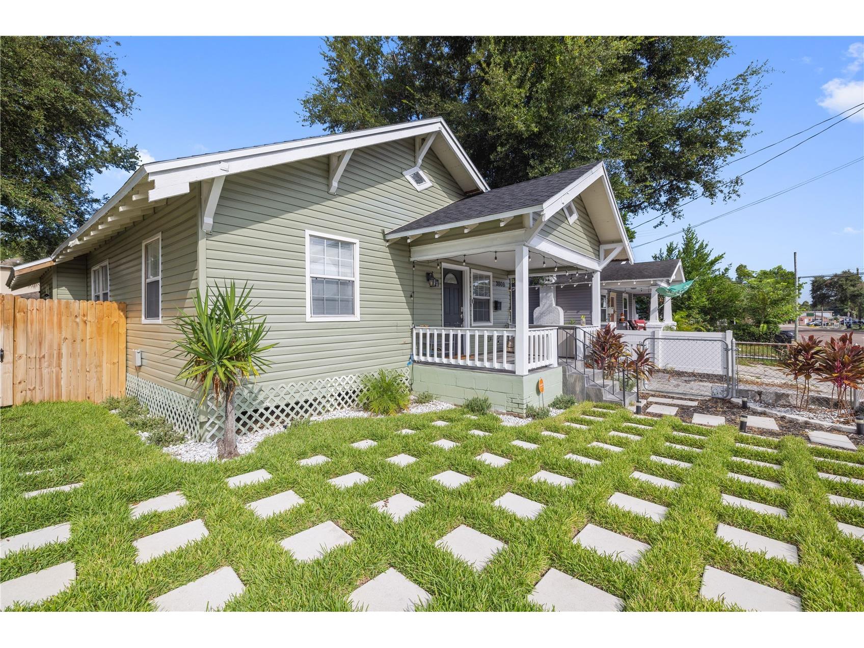 3808 N Tampa Street Tampa FL 33603 TB8522203 image1