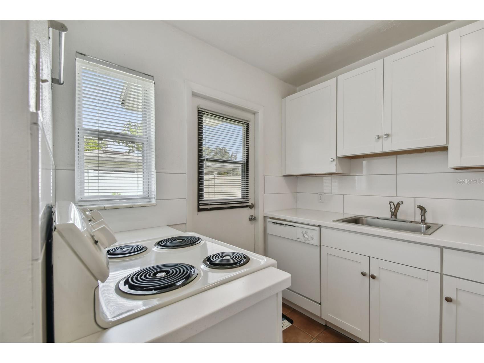 3808 S Grady Avenue Tampa FL 33611 TB8527600 image15