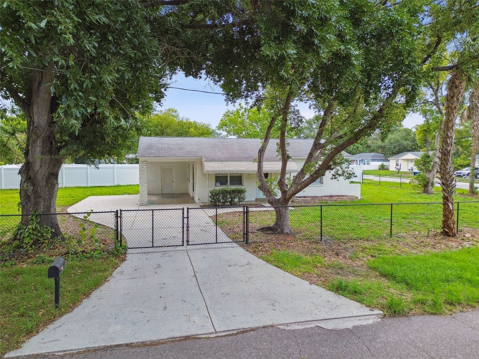 3808 S Grady Avenue Tampa FL 33611 TB8527600 image3