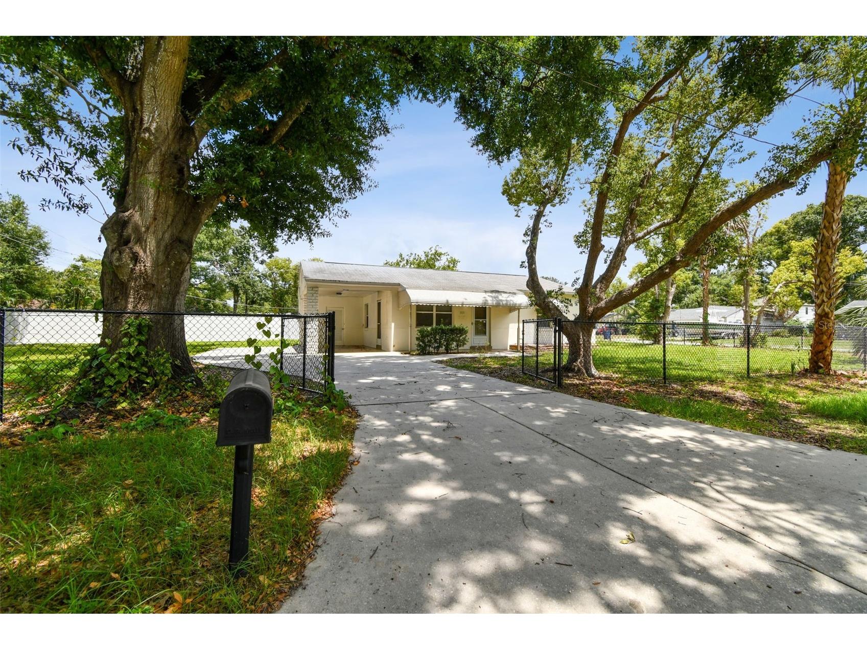3808 S Grady Avenue Tampa FL 33611 TB8527600 image4