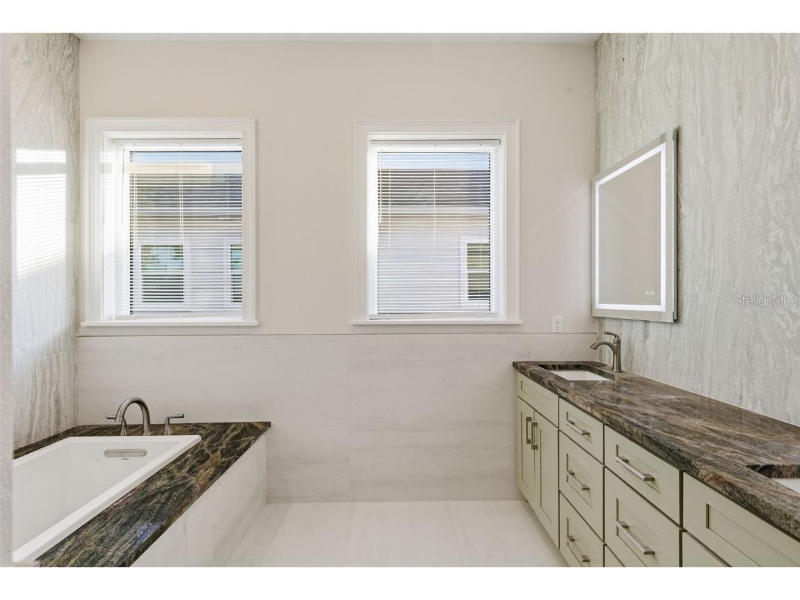 3809 71st Street N Saint Petersburg FL 33709 TB8458124 image25