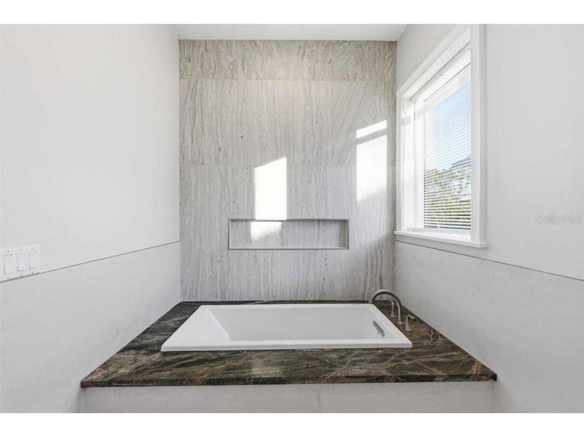 3809 71st Street N Saint Petersburg FL 33709 TB8458124 image27